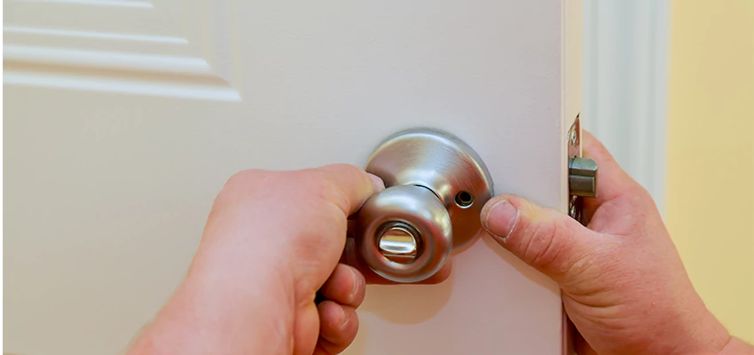 After-hours Locksmith For Lock And Key Installation in Altadena, CA