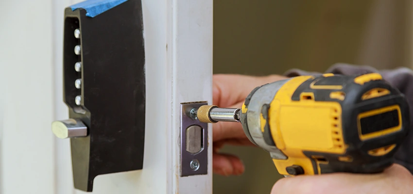 Eviction Locksmith For Key Duplication in Altadena, California